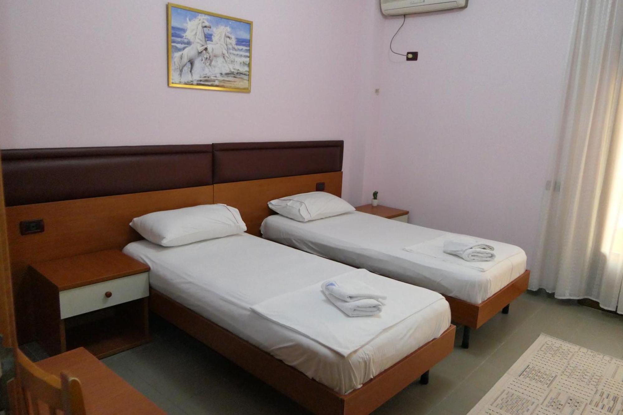 Hotel Edland Vlore Exterior photo